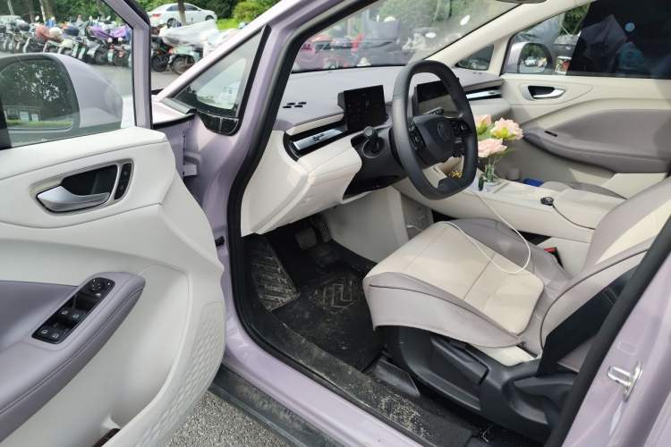 Used MG 4 EV 2026 Model 437 All-in-One Edition Driver Seat