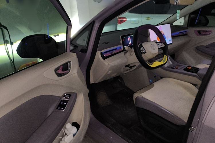 Used MG 4 EV 2026 Model Semi-Solid Secure Core Edition Driver Seat