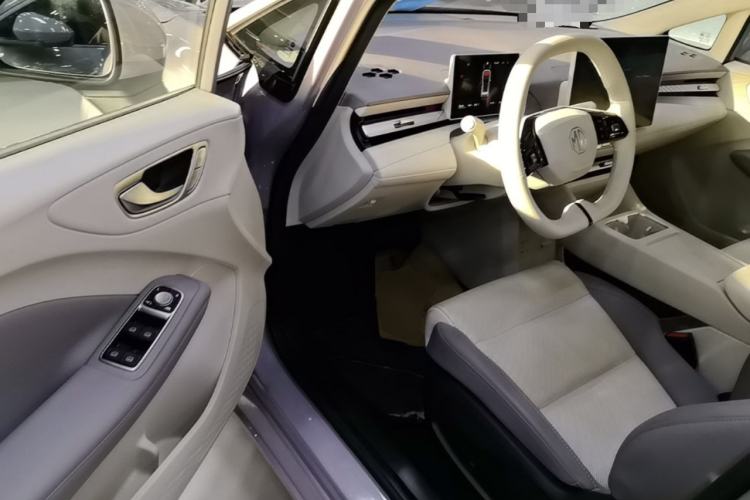 Used MG 4 EV 2026 Model Semi-Solid Secure Core Edition Driver Seat