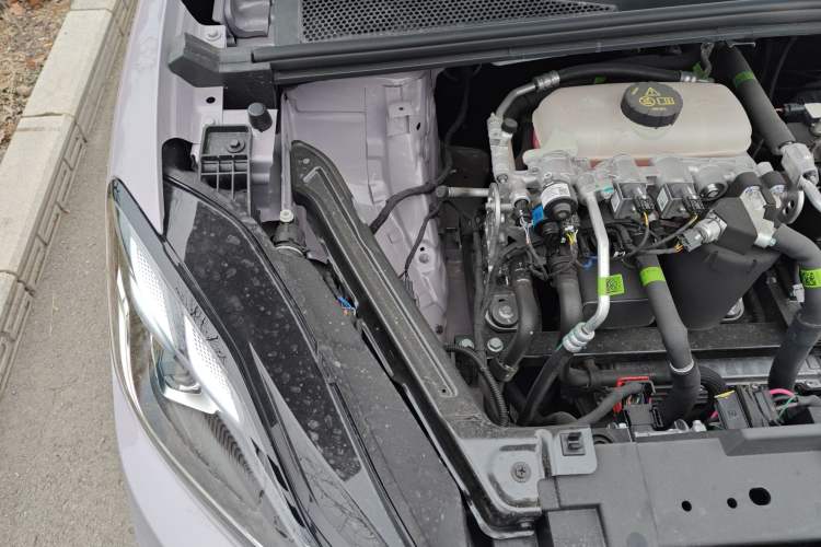 Used MG 4 EV 2026 Model 437 Freedom Edition Engine Bay Right