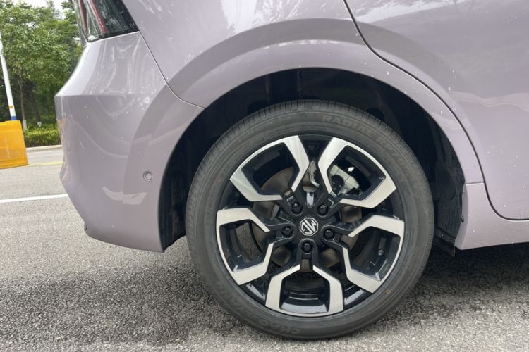 Used MG 4 EV 2026 Model 530 Smart Fun Edition Exterior 11