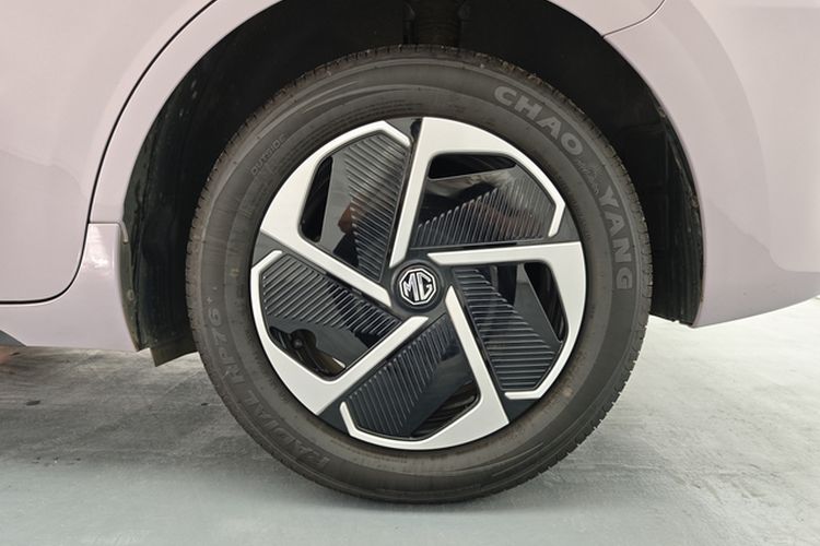 Used MG 4 EV 2026 Model 437 Composed Edition Exterior 8