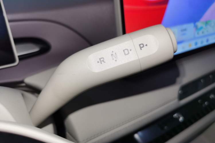 Used MG 4 EV 2026 Model 437 Composed Edition Gear Lever