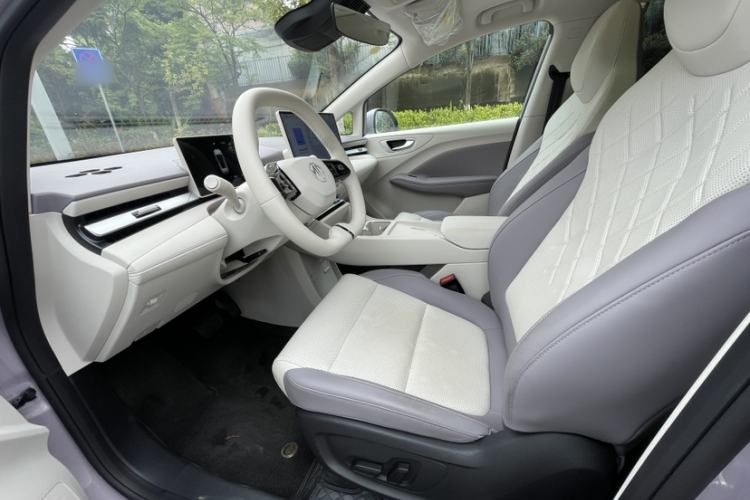 Used MG 4 EV 2026 Model 530 Smart Fun Edition Interior 8