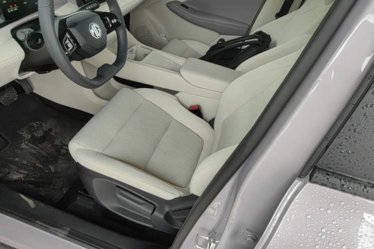 Used MG 4 EV 2026 Model 437 All-in-One Edition Left Front Seat