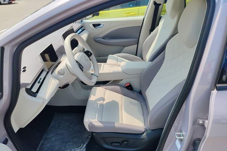 Used MG 4 EV 2026 Model 437 Freedom Edition Left Front Seat