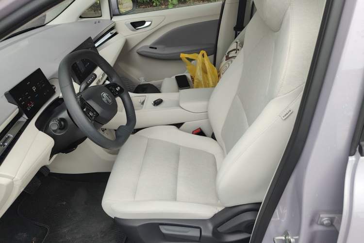 Used MG 4 EV 2026 Model 437 All-in-One Edition Left Front Seat