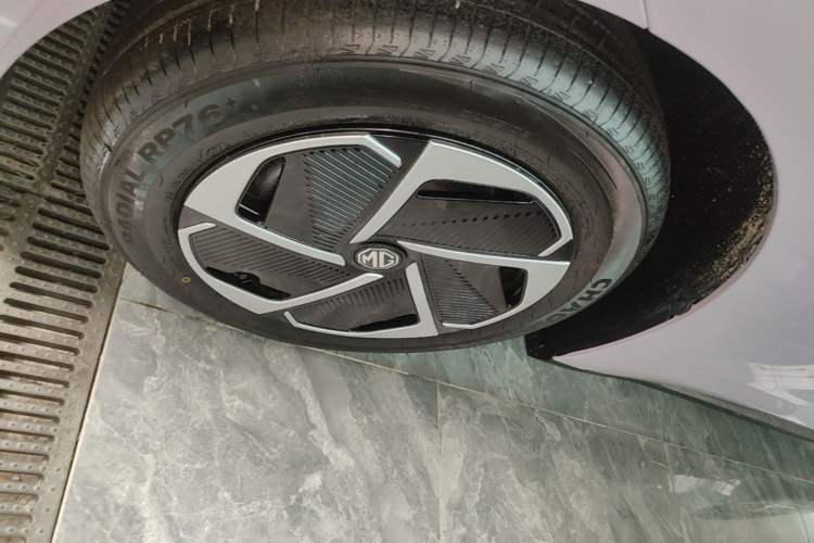 Used MG 4 EV 2026 Model 437 Composed Edition Left Front Wheel Hub