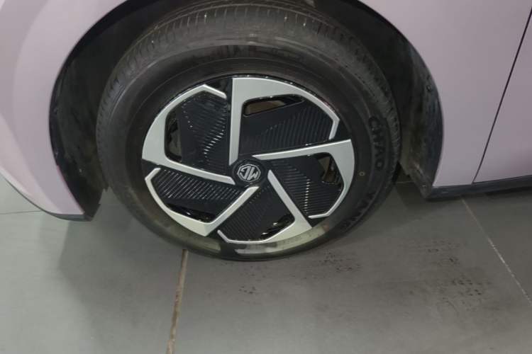 Used MG 4 EV 2026 Model 437 Composed Edition Left Front Wheel Hub