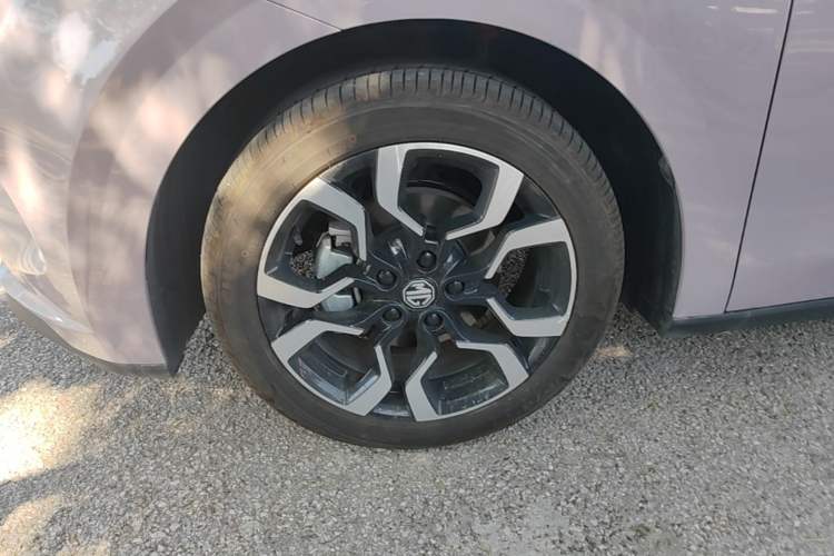 Used MG 4 EV 2026 Model 437 Freedom Edition Left Front Wheel Hub