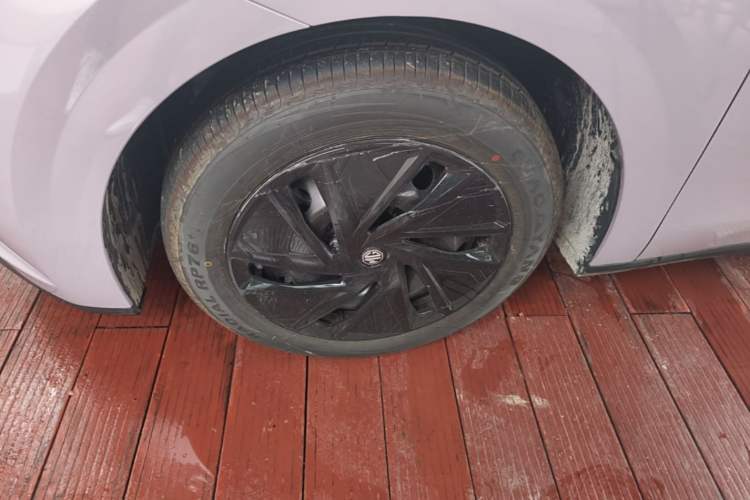 Used MG 4 EV 2026 Model 437 All-in-One Edition Left Front Wheel Hub