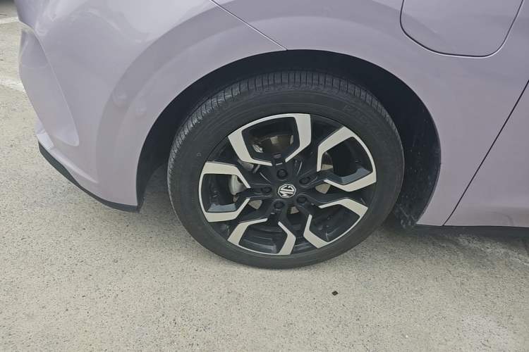 Used MG 4 EV 2026 Model 437 Freedom Edition Left Front Wheel Hub