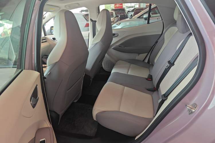 Used MG 4 EV 2026 Model 530 Smart Fun Edition Left Rear Seat