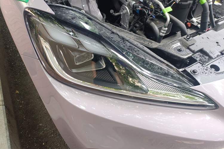 Used MG 4 EV 2026 Model 437 Composed Edition Right Front Headlight