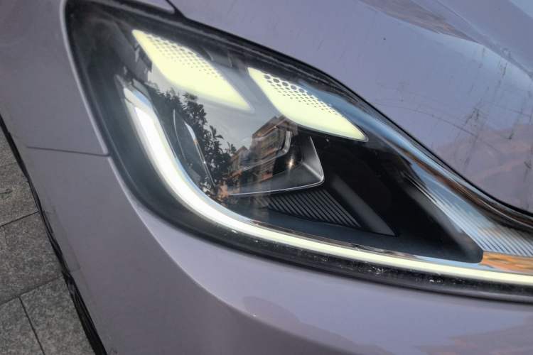 Used MG 4 EV 2026 Model 437 All-in-One Edition Right Front Headlight