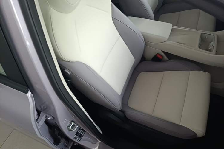Used MG 4 EV 2026 Model 437 Composed Edition Right Front Seat