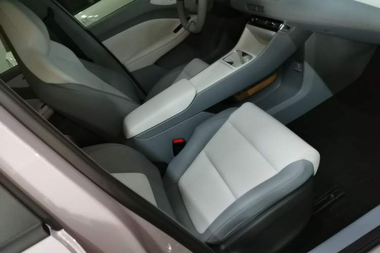 Used MG 4 EV 2026 Model 437 Composed Edition Right Front Seat
