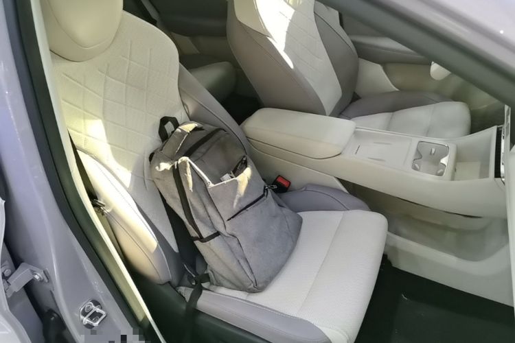 Used MG 4 EV 2026 Model Semi-Solid Secure Core Edition Right Front Seat