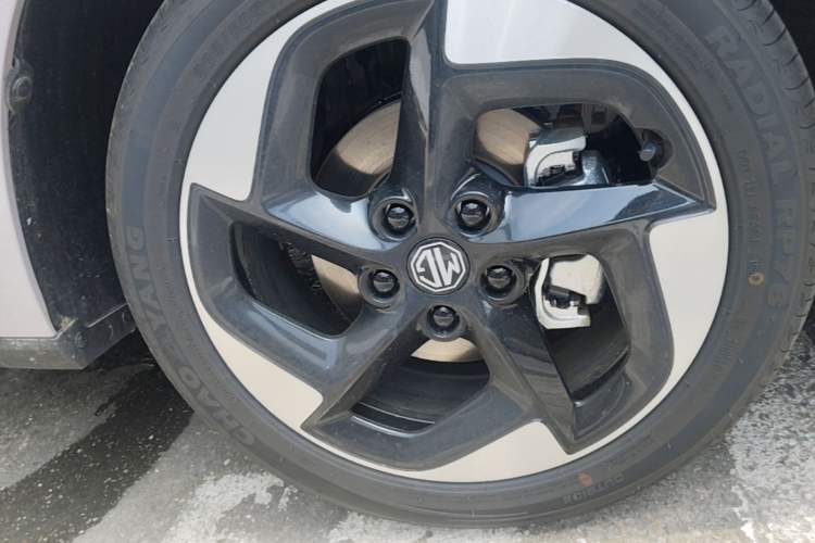 Used MG 4 EV 2026 Revised 437 Freedom Edition Right Front Wheel Hub