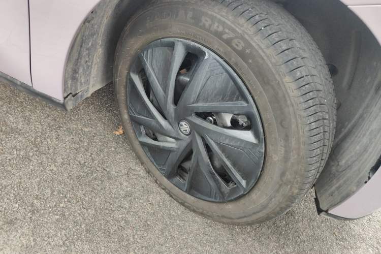 Used MG 4 EV 2026 Model 437 All-in-One Edition Right Front Wheel Hub