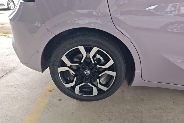 Used MG 4 EV 2026 Model 530 Smart Fun Edition Right Rear Wheel Hub