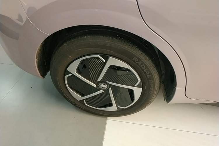 Used MG 4 EV 2026 Model 437 Composed Edition Right Rear Wheel Hub