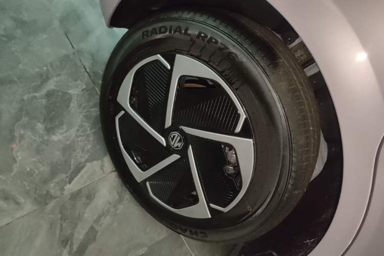 Used MG 4 EV 2026 Model 437 Composed Edition Right Rear Wheel Hub
