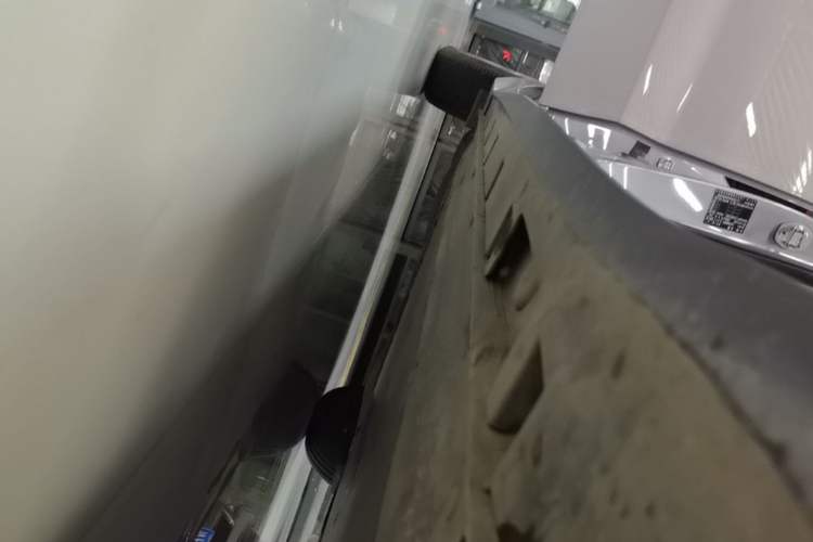 Used MG 4 EV 2026 Model 437 Composed Edition Right Side Sill