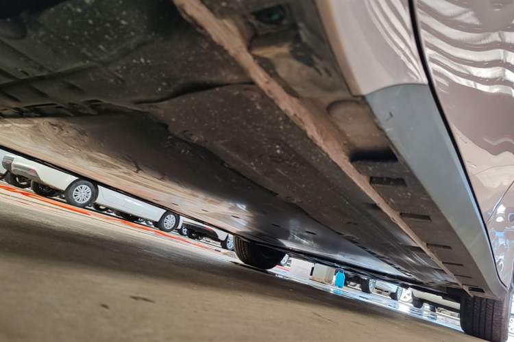 Used MG 4 EV 2026 Model 437 All-in-One Edition Right Side Sill