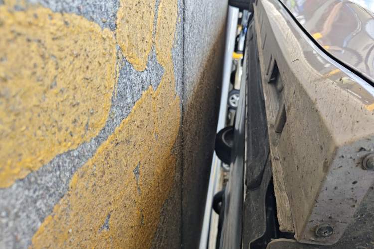 Used MG 4 EV 2026 Model 530 Smart Fun Edition Right Side Sill