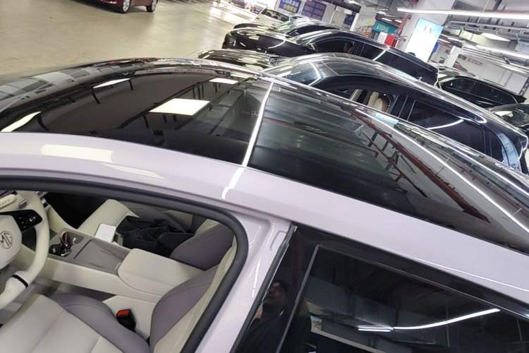 Used MG 4 EV 2026 Model 437 Freedom Edition Roof