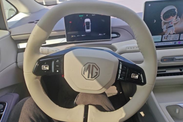 Used MG 4 EV 2026 Model 437 Freedom Edition Steering Wheel