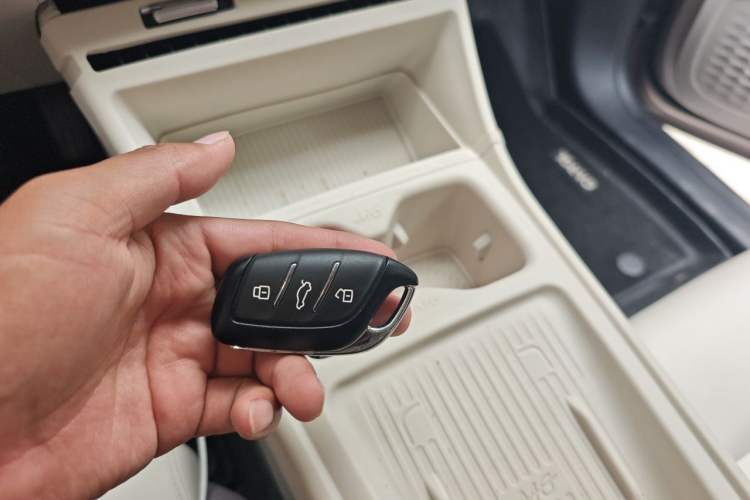 Used MG 4 EV 2026 Model 437 Composed Edition Vehicle Key