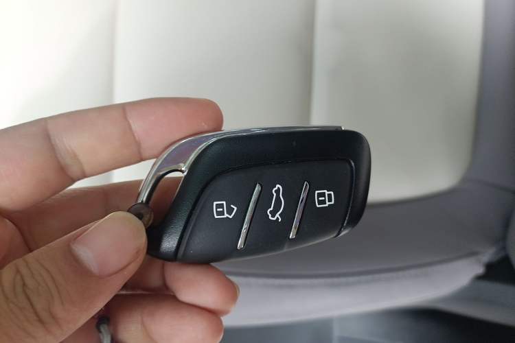 Used MG 4 EV 2026 Model 437 Composed Edition Vehicle Key
