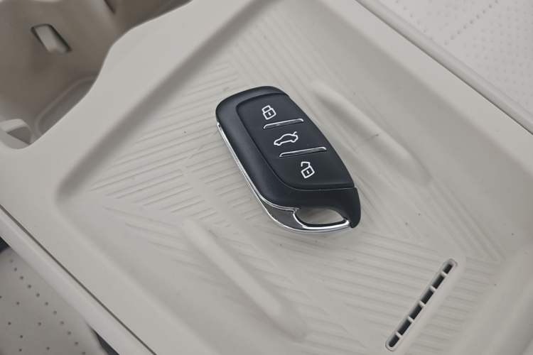 Used MG 4 EV 2026 Model 437 Freedom Edition Vehicle Key