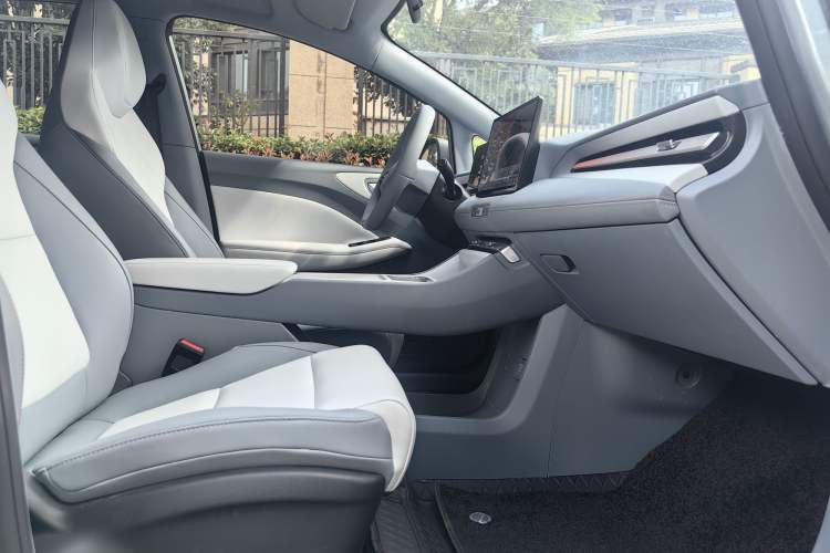 Used MG 4 EV 2026 Model 437 Composed Edition Interior 7