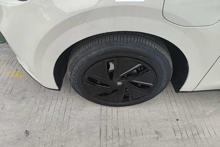 Used MG 4 EV 2026 Revised 437 Carefree Edition Left Front Wheel Hub