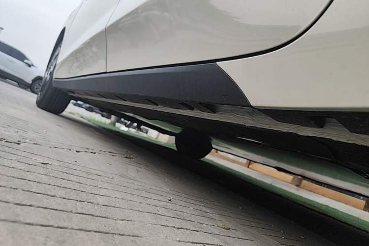 Used MG 4 EV 2026 Revised 437 Carefree Edition Left Side Sill