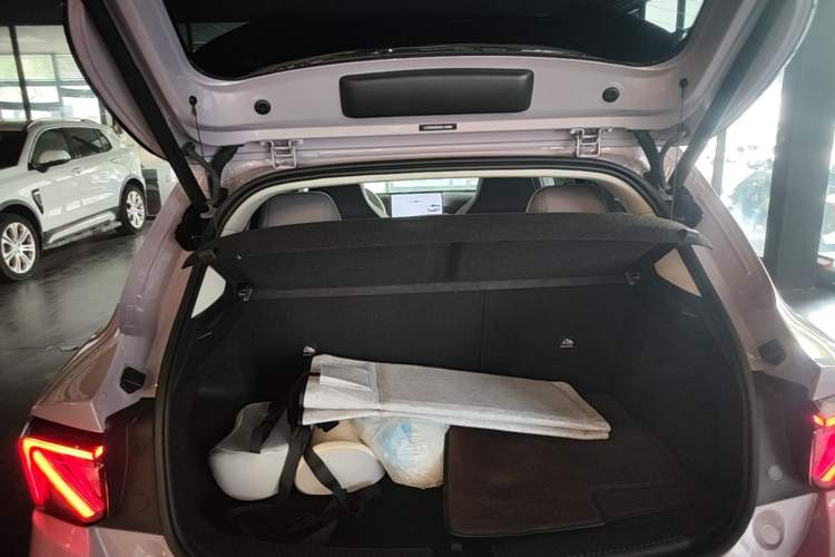 Used MG 4 EV 2026 Model 437 Composed Edition Trunk