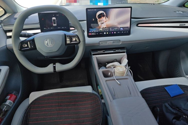 Used MG 4 EV 2026 Model 437 Freedom Edition Center Console