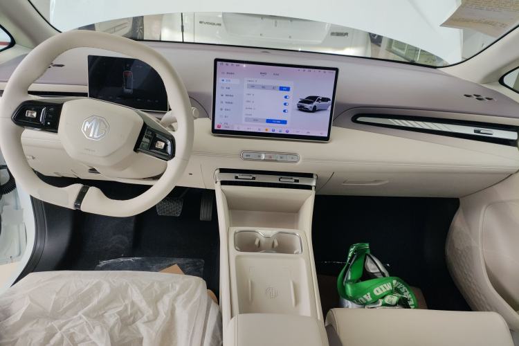 Used MG 4 EV 2026 Model 437 Composed Edition Center Console
