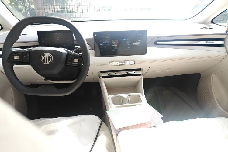 Used MG 4 EV 2026 Model 437 All-in-One Edition Center Console