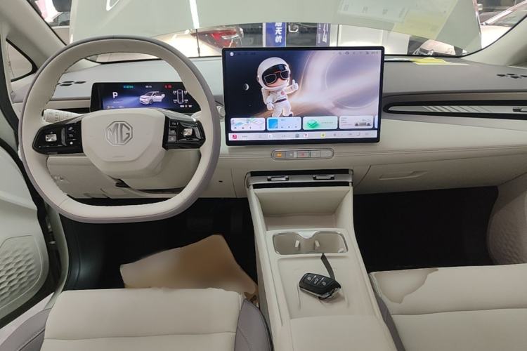 Used MG 4 EV 2026 Model 437 Composed Edition Center Console