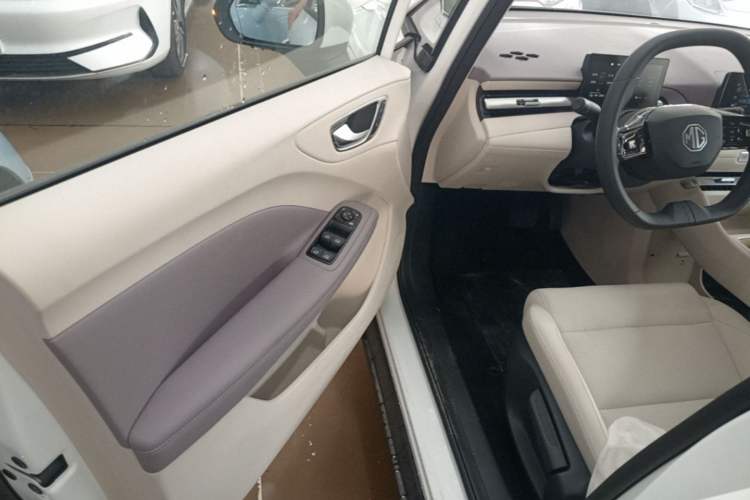 Used MG 4 EV 2026 Model 437 All-in-One Edition Driver Seat