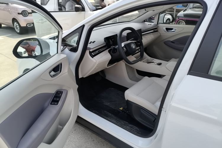 Used MG 4 EV 2026 Model 437 All-in-One Edition Driver Seat