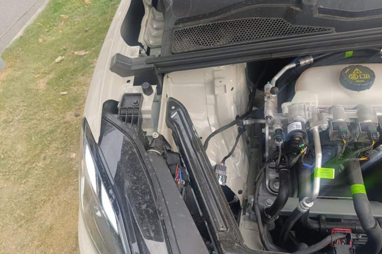 Used MG 4 EV 2026 Revised 437 Composed Edition Engine Bay Right