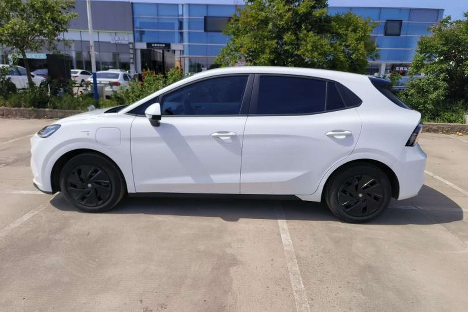 Used MG 4 EV 2026 Model 437 All-in-One Edition Exterior 3