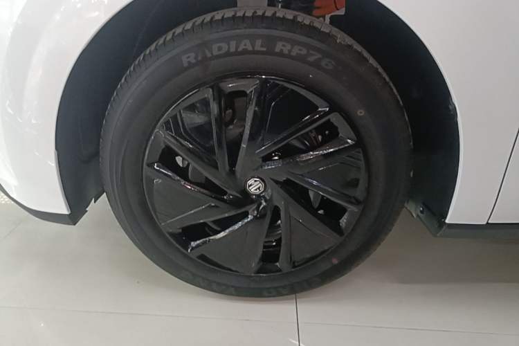 Used MG 4 EV 2026 Model 437 All-in-One Edition Exterior 4