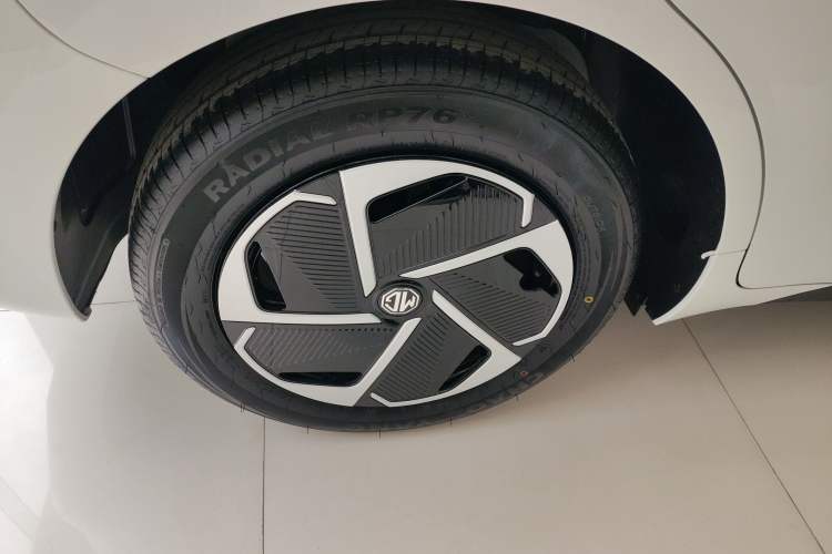 Used MG 4 EV 2026 Model 437 Composed Edition Exterior 5