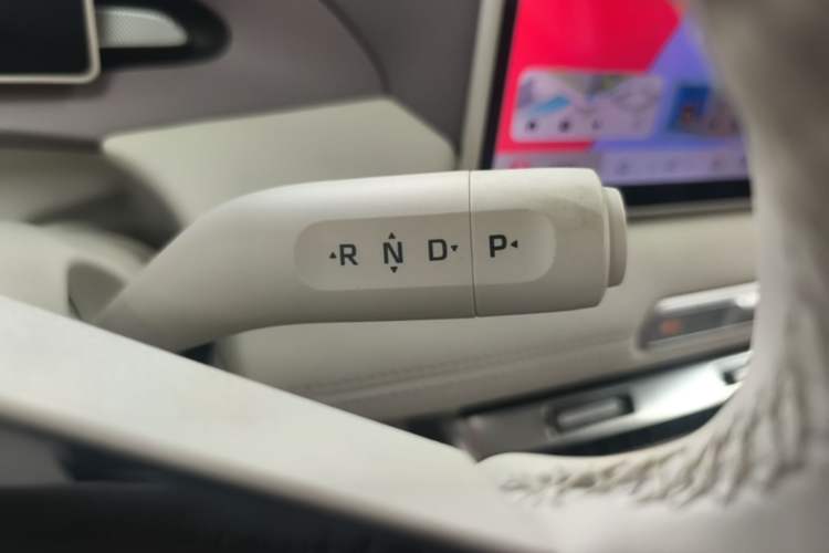 Used MG 4 EV 2026 Model 437 Freedom Edition Gear Lever